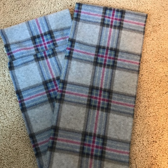 Old Navy infinity scarf - Picture 2 of 2